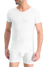 Lade das Bild in den Galerie-Viewer, NOSHIRT lite - regular V - wit
